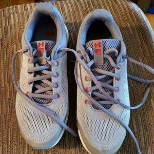 Boys Under Armour Tennis Shoes